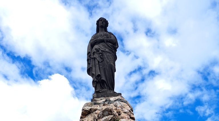 Notre-Dame de la Roche_R